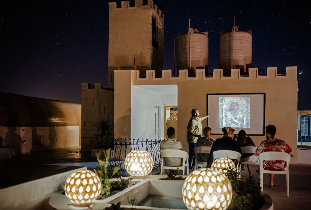 Desert Moon Ghatati المظهر الخارجي الصورة